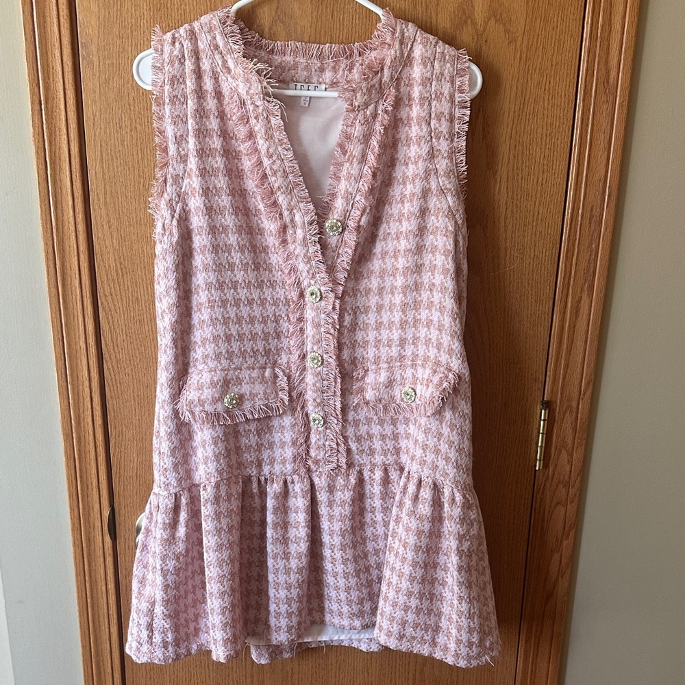 Pink Houndstooth Tweed Sleeveless Dress Vest - Picture 2 of 6